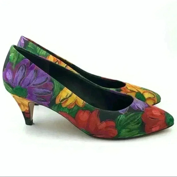 Joyce heels size 8 W silk floral 80s vintage